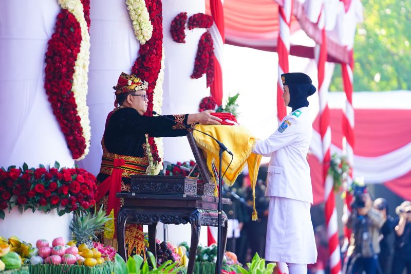 Pj Gubernur Ajak Masyarakat Isi Kemerdekaan dengan Kegiatan Positif