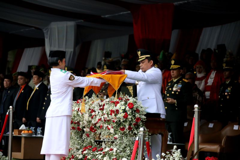 Penjabat Wali Kota Tangerang Dr. Nurdin bertindak sebagai inspektur upacara Peringatan HUT RI yang dilaksanakan di Alun-Alun Ahmad Yani Kota Tangerang, Sabtu. ANTARA/HO-Pemkot Tangerang