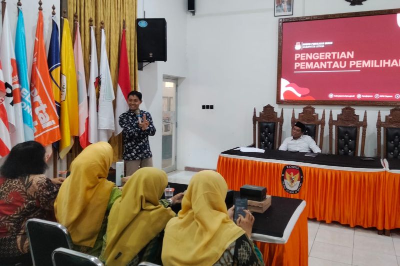 Ketua KPU Kabupaten Jepara Ris Andy Kusuma. (ANTARA/HO-KPU Jepara.)