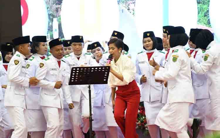 Sukses Jalankan Tugas, Ini Pesan Khusus Pj Bupati untuk Paskibraka Pulang Pisau
