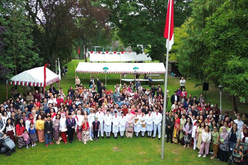 Sebanyak dua ribu orang memadati perayaan Hari Ulang Tahun (HUT) Kemerdekaan ke-79 Republik Indonesia yang digelar oleh Konsulat Jenderal Republik Indonesia Hamburg, Sabtu (17/8).
