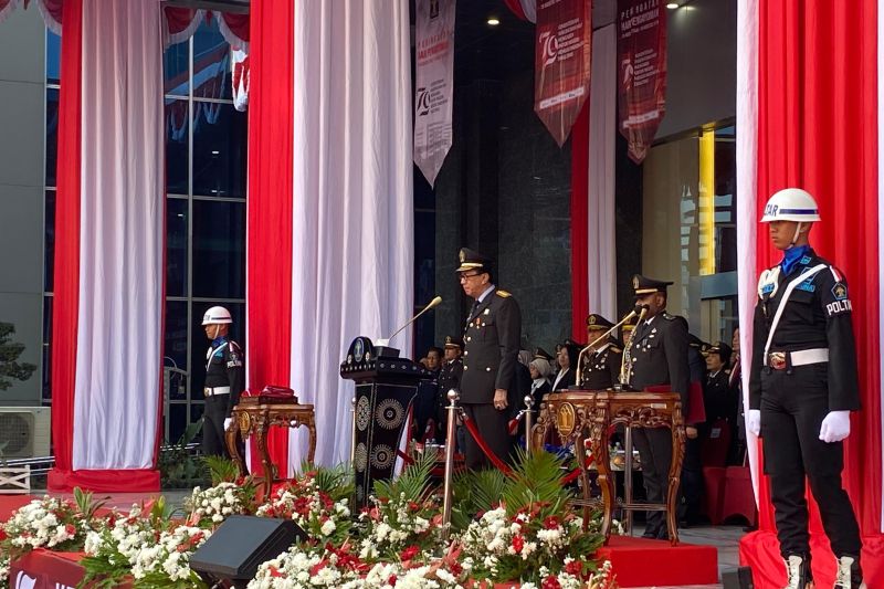 Menjelang beberapa jam pergantian Menteri Hukum dan Hak Asasi Manusia (Menkumham), Yasonna H. Laoly menjadi inspektur upacara Hari Pengayoman Ke-79 di Lapangan Upacara Kemenkumham, Jakarta, Senin (19/8/2024). ANTARA/Fath Putra Mulya