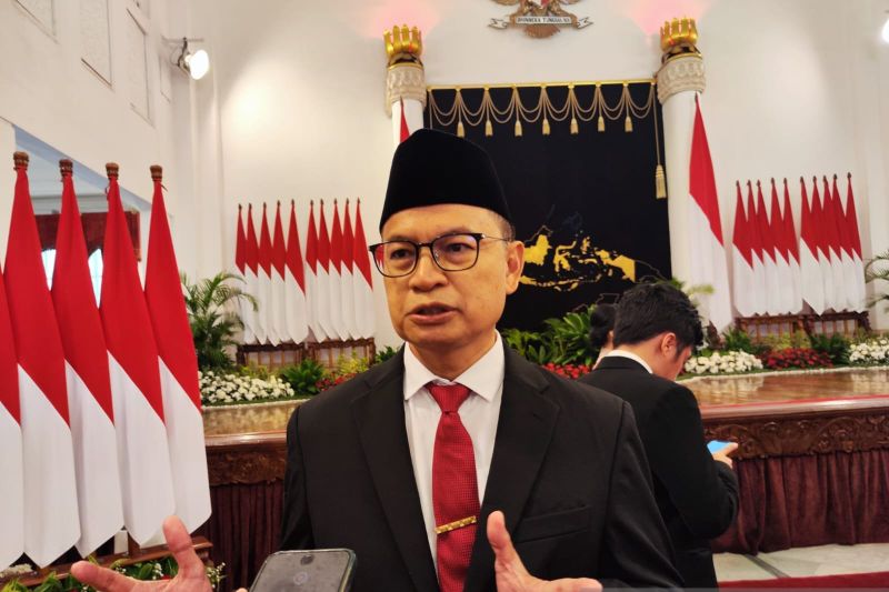 Kepala Badan Pengawas Obat dan Makanan (BPOM) Taruna Ikrar saat menyampaikan keterangan di kompleks Istana Kepresidenan Jakarta, Senin (19/8/2024). (ANTARA/Mentari Dwi Gayati).