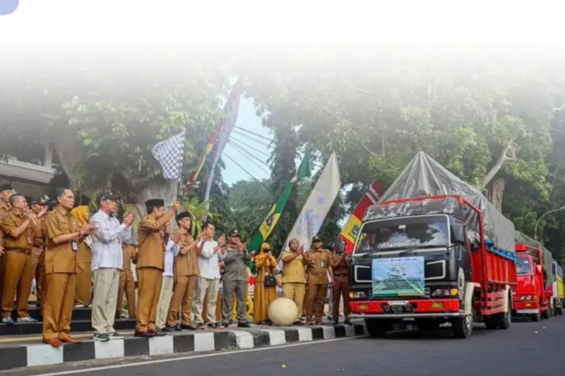 Pemerintah Kota Mataram Salurkan Bantuan Beras Cadangan Pangan