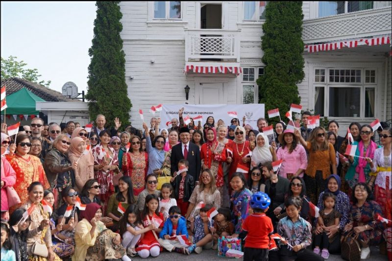 Perayaan HUT ke-79 RI di KBRO Oslo, Norwegia, Sabtu (17/8/2024). (ANTARA/HO-KBRI Oslo)