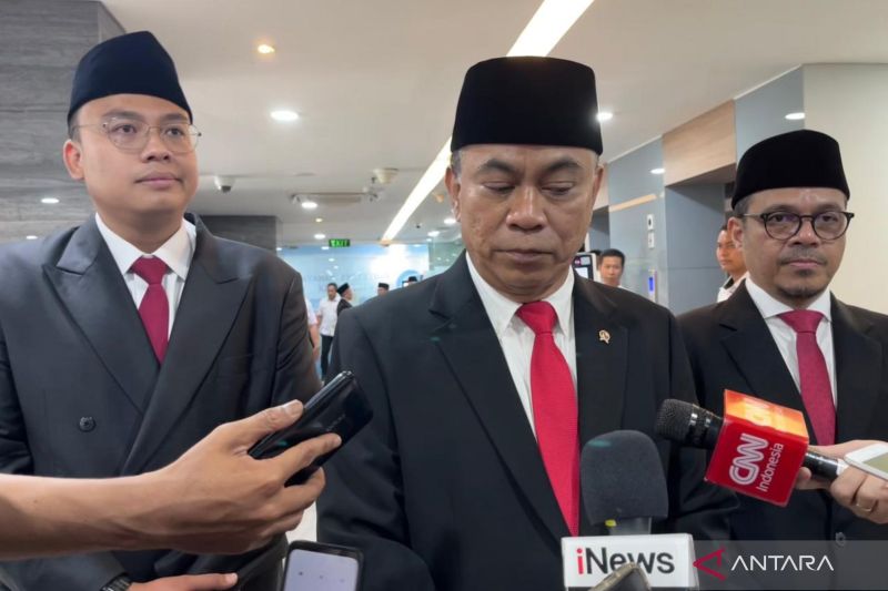 Menkominfo Lantik Tiga Pejabat Baru untuk Tingkatkan Kinerja
