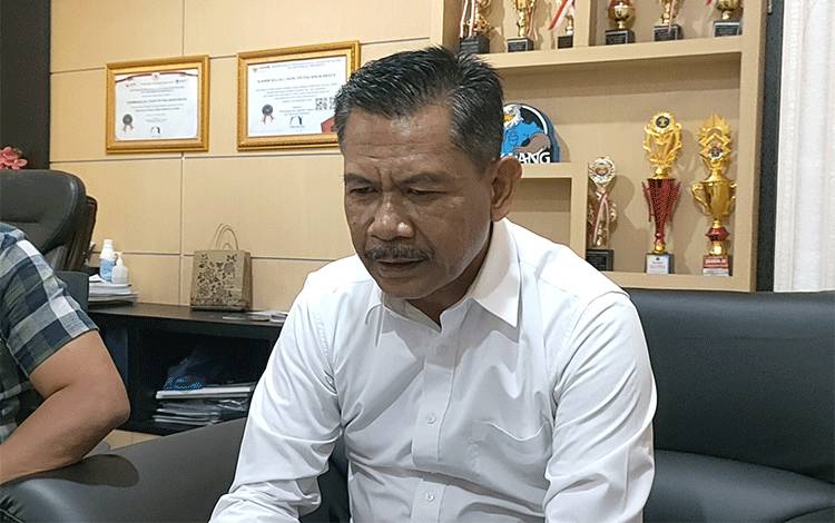 Kantor Imigrasi Palangka Raya Deportasi Dua WNA Filipina
