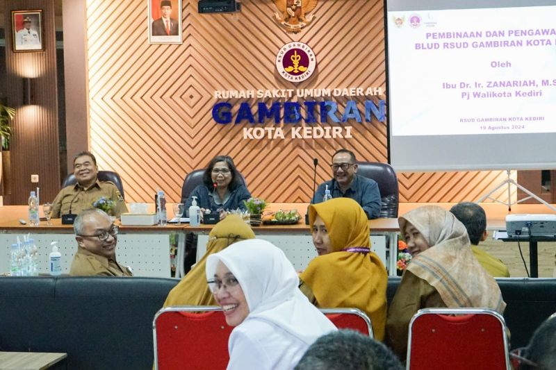 RSUD Gambiran Tingkatkan Layanan Berbasis TI dan Raih Penghargaan