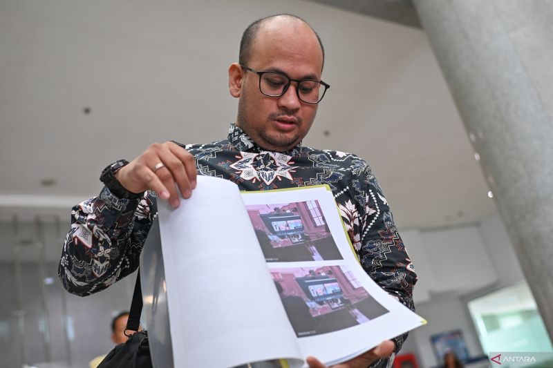 Komisi Yudisial Periksa Hakim Pengadilan Surabaya Terkait Vonis Bebas