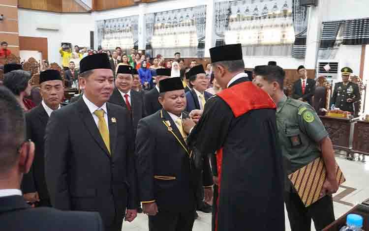 Anggota DPRD Kapuas Periode 2024 - 2029 Dilantik, Ardiansah Jadi Ketua Sementara