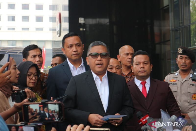Hasto Kristiyanto Penuhi Panggilan KPK Terkait Kasus Korupsi