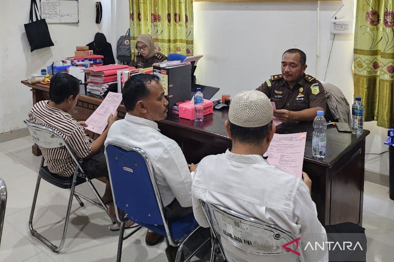 Kejari Bima Selesaikan Penyidikan Kasus Korupsi Kapal Kayu