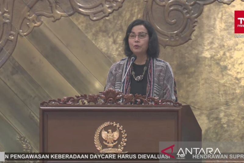 Tangkapan layar - Menteri Keuangan (Menkeu) Sri Mulyani Indrawati menyampaikan Tanggapan Pemerintah terhadap Pandangan Fraksi atas RUU tentang Pertanggungjawaban atas Pelaksanaan APBN Tahun Anggaran 2023, di Kompleks Parlemen, Senayan, Jakarta, Selasa (20/8/2024). ANTARA/Uyu Septiyati Liman