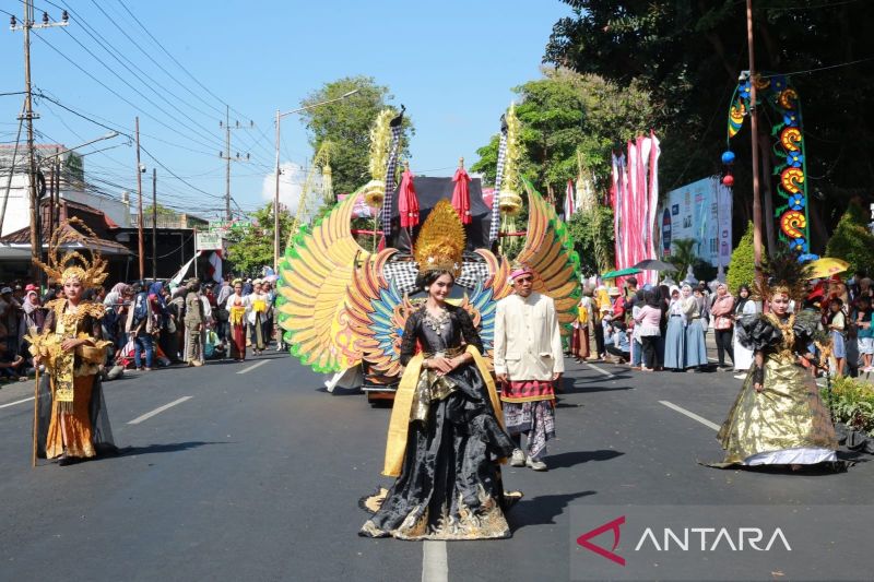 Karnaval Merdeka di Banyuwangi Rayakan HUT ke-79 RI dengan Keragaman Budaya