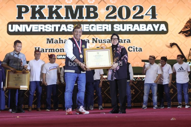 Mahasiswa Unesa Diajak Mensos Risma Jadi Agen Perubahan Bangsa