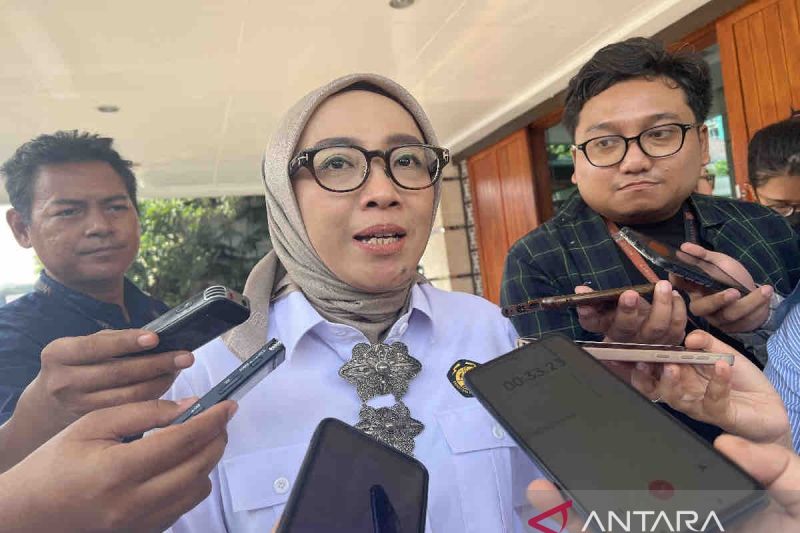 Menteri ESDM Bahlil Percepat Penyelesaian RUU EBET dan Peningkatan Lifting Minyak