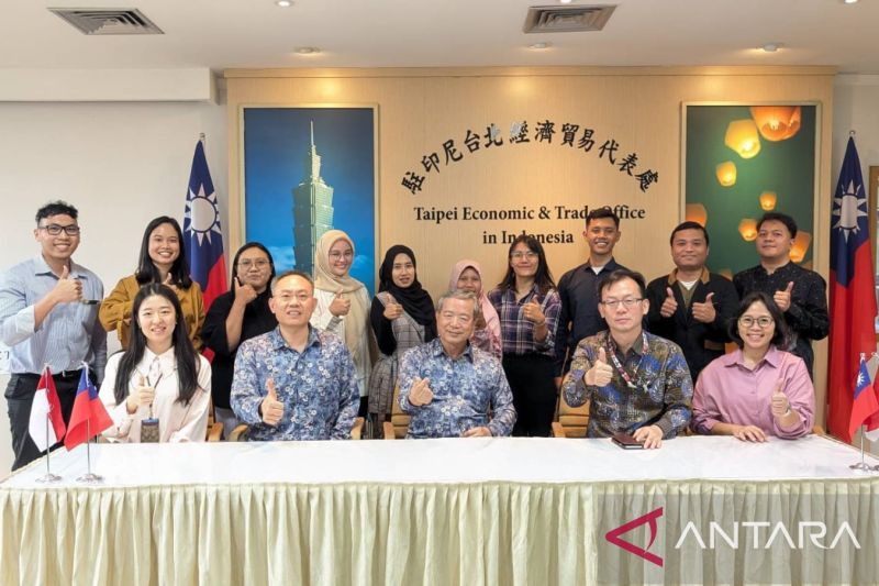 TETO Lepas Sembilan Mahasiswa Penerima Beasiswa Taiwan ICDF