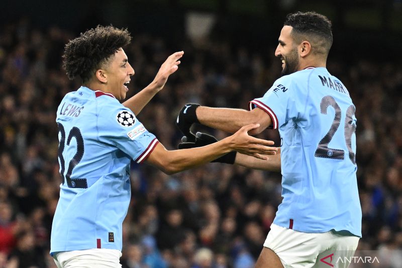 Rico Lewis Dianggap Aset Berharga Manchester City oleh Clive Allen