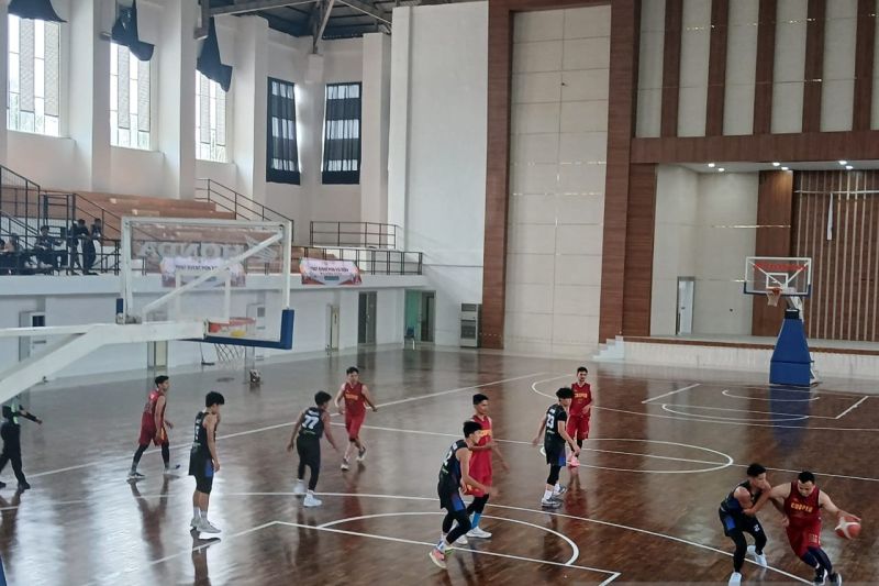 Persiapan Arena Basket PON di Aceh, Kebocoran Atap Jadi Kendala