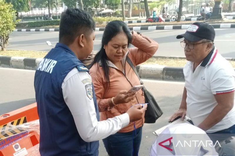 Dishub Bogor Uji Coba Pembayaran Parkir Non-Tunai di Cibinong