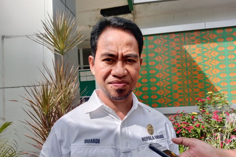 Kepala Dinas Kesehatan Kabupaten Lombok Tengah, Provinsi NTB Suardi di Lombok Tengah, Rabu (21/08/2024). ANTARA/Akhyar Rosidi