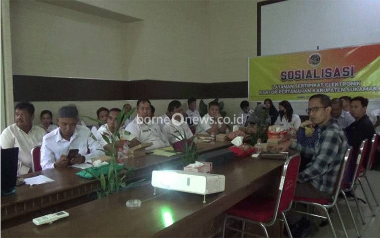 Sosialisasi sertifikat elektronik di ruang rapat LPSE Sukamara, Rabu, 21 Agustus 2024. (FOTO: NORHASANAH)