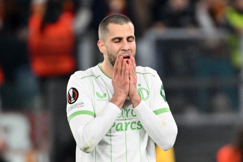 Bek Feyenoord David Hancko. (ANTARA/AFP/ALBERTO PIZZOLI)