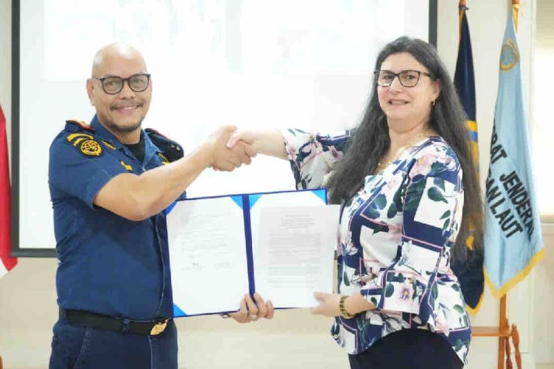 Suasana penandatanganan Memorandum of Understanding (MoU) dan Standard Operating Procedure (SOP) antara Indonesia melalui Kementerian Perhubungan dan Australia tentang pencegahan pencemaran laut, di Jakarta, Rabu (21/8/2024). ANTARA/HO-Humas Kemenhub