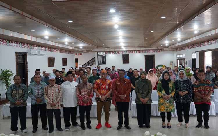 Pemko Palangka Raya Dorong Peningkatan Ekonomi Umat Berbasis Masjid dan Sosialisasi Sertifikasi Halal