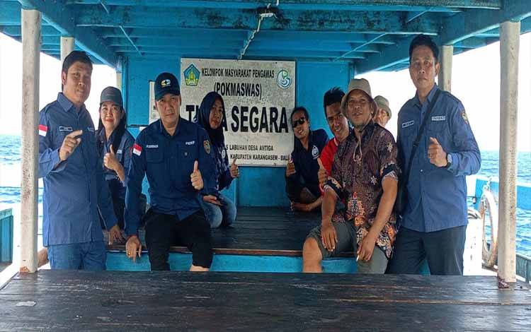 Tim Dislutkan Provinsi Kalteng saat bersama Pokmaswas Tirta Segra, Bali, baru baru ini. (FOTO:DISLUTKAN KALTENG)