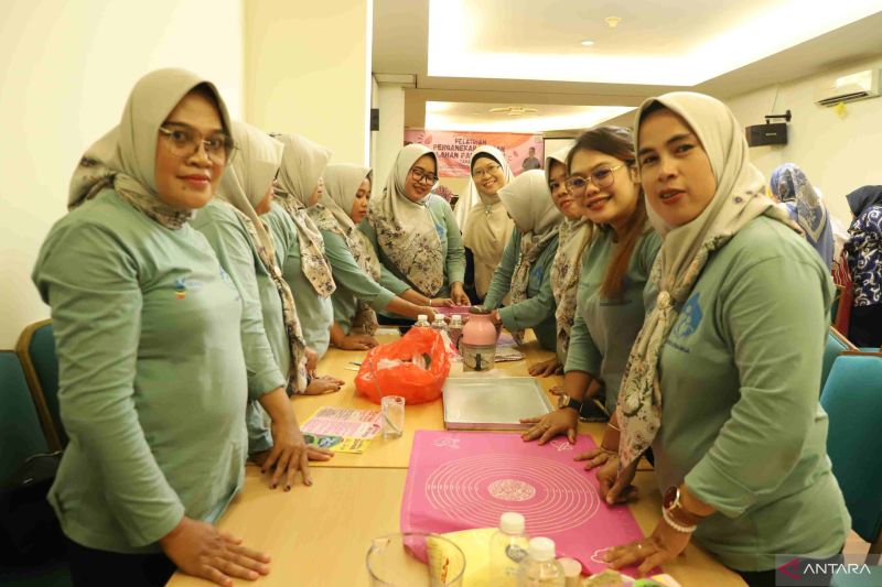 Pemkab Bekasi Latih Ibu Rumah Tangga Olah Pangan Lokal Sehat