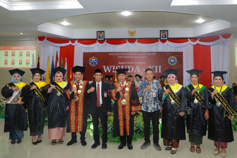 Gubernur Kaltara Dorong Wisudawan Unikaltar Berkontribusi pada Pembangunan