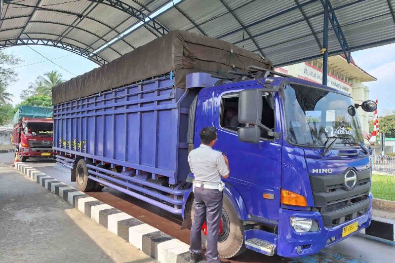 Penegakan Hukum Terhadap 4.345 Kendaraan Melanggar Aturan Muatan