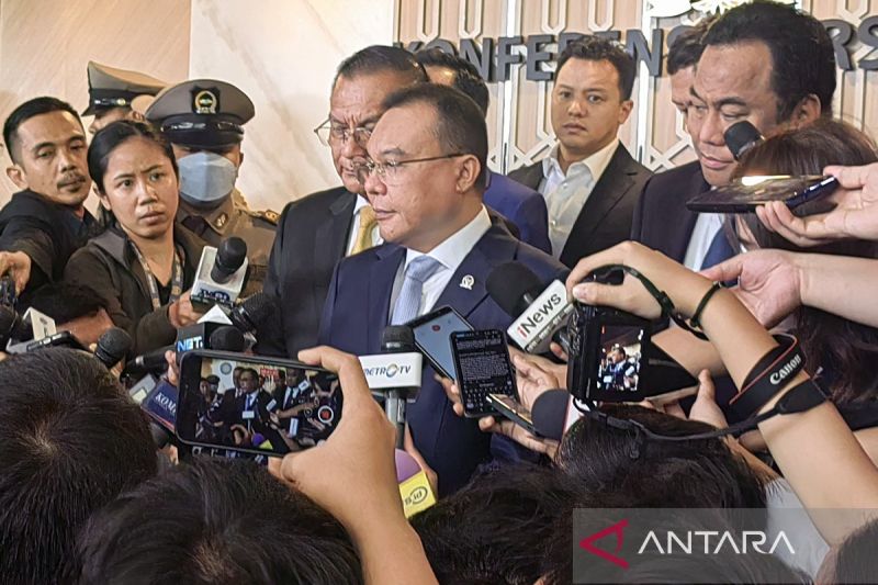 DPR Batalkan Rencana Revisi Pemilihan Kepala Daerah di Tengah Protes