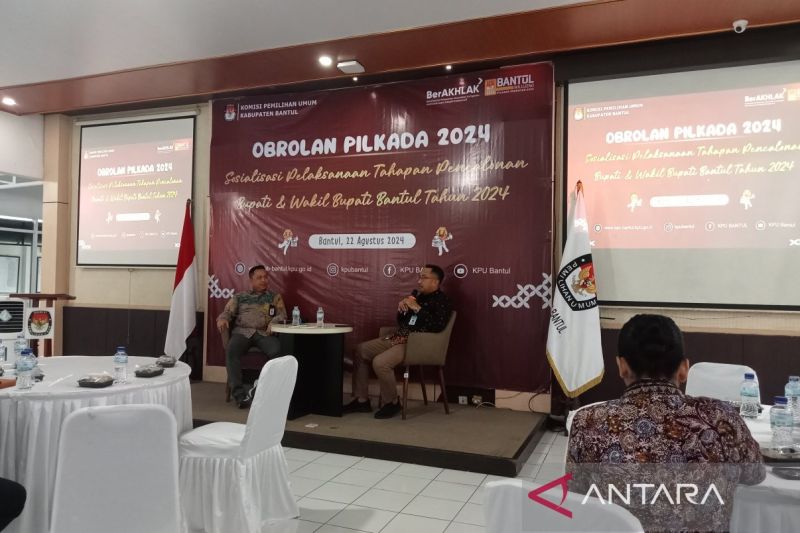 Sosialisasi pelaksanaan tahanan pencalonan untuk pemilihan Bupati dan Wakil Bupati Bantul di KPU Kabupaten Bantul, Daerah Istimewa Yogyakarta. Kamis (22/8/2024). ANTARA/Hery Sidik