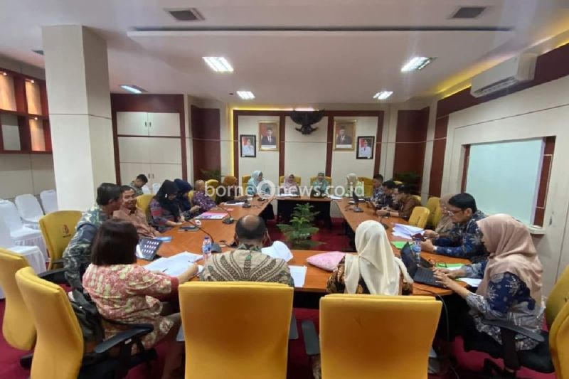Rapat kegiatan Pra Harmonisasi yang dilaukan oleh Tim dari Kanwil Kemenkumham Sumbar bersama unsur pemerintah di Kota Solok pada Jumat (23/08/2024). ANTARA/HO-KemenkumhamSumbar