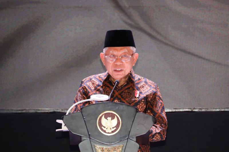 Wakil Presiden (Wapres) Ma'ruf Amin memberi sambutan pada Peresmian Pembukaan Festival Ketenagakerjaan (Naker Fest) 2024 di Jakarta International Expo (JIExpo) Kemayoran, Jakarta, Jumat (23/8/2024). ANTARA/HO-Biro Pers Sekretariat Wapres