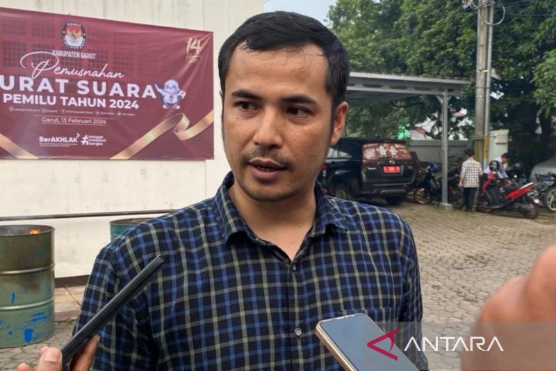 Dua Pasangan Bakal Calon Bupati Garut Konsultasi KPU untuk Pilkada