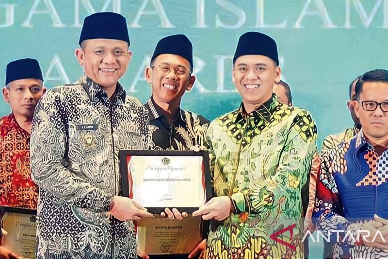 Penghargaan Kemenag RI untuk Program Kemuliaan Bupati OKU Timur