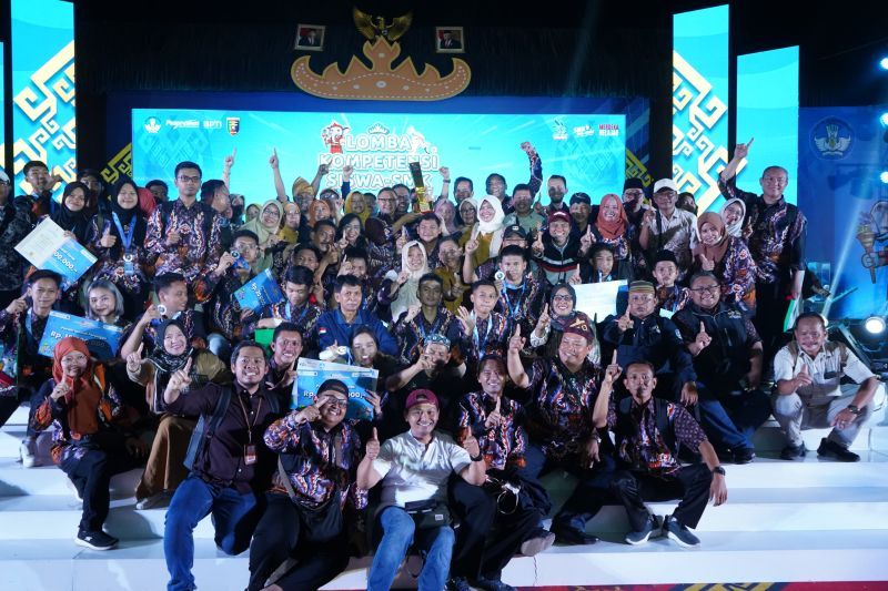 Jawa Timur Pertahankan Gelar Juara Umum LKS SMK Nasional 2024