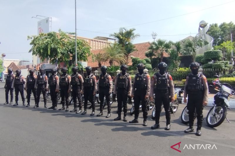 Tim Patroli Polres Kudus, Jawa Tengah, untuk pengamanan Pilkada 2024. (ANTARA/Akhmad Nazaruddin Lathif)