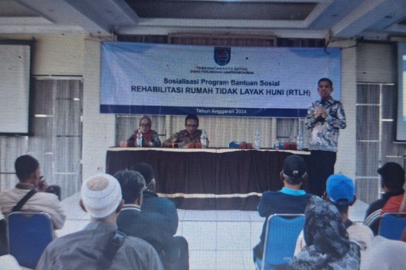 Sosialisasi Kejari Kota Depok tentang kegiatan program rumah tidak layak huni (RTLH), Sabtu(24/08/2024). ANTARA/ HO- Kejari Depok