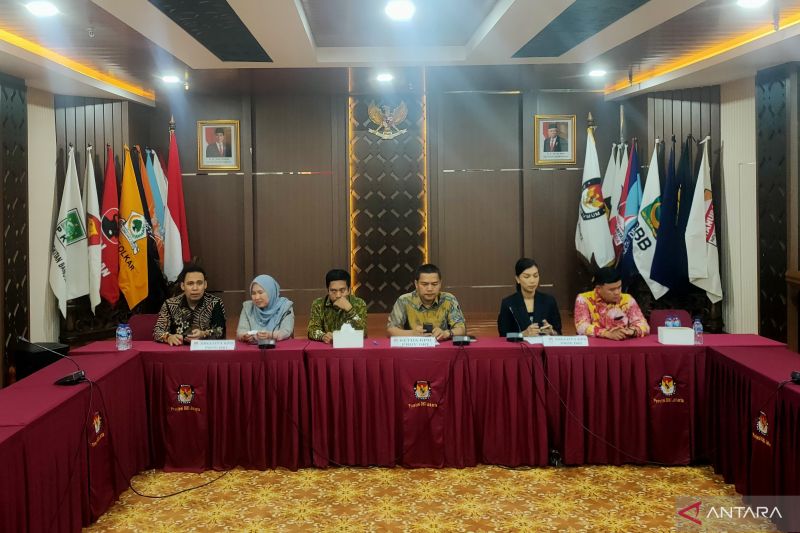 Jumpa pers pendaftaran calon gubernur dan calon wakil gubernur oleh Komisi Pemilihan Umum (KPU) DKI Jakarta, Sabtu (24/8/2024). ANTARA/Risky Syukur