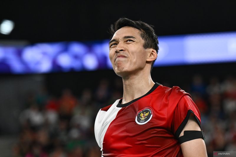 Jonatan Christie Rayakan Kelahiran Anak Pertama dengan Sukacita