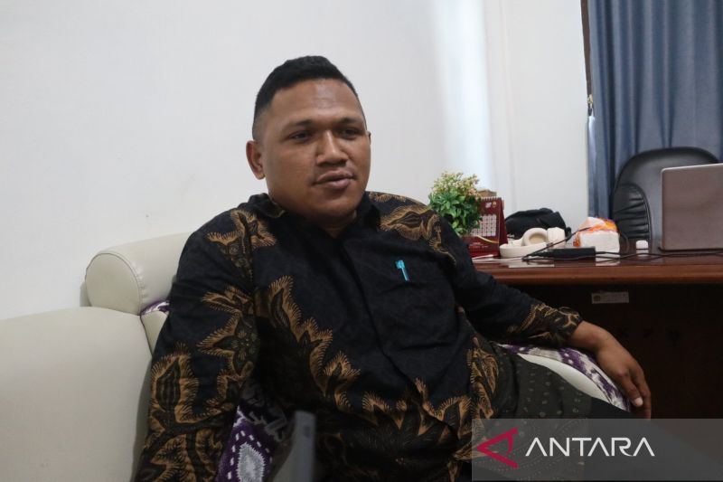 Ketua KPU Mabar Ferdiano Sutarto Parman. (ANTARA/Gecio Viana)