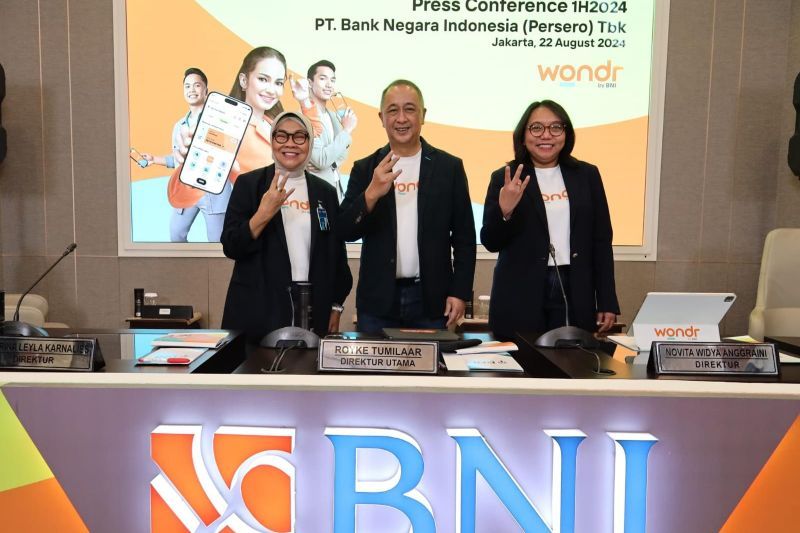 Konferensi pers Paparan Kinerja Semester I-2024 PT Bank Negara Indonesia (Persero) Tbk (BNI), di Jakarta, Kamis (22/08/2024). ANTARA/HO-BNI