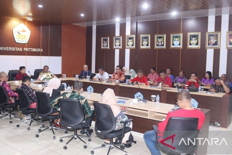 Pertemuan antara Unpatti dan Kemendikbudristek membahas pebukaan dua program doktor baru (Antara/Dedy Azis)