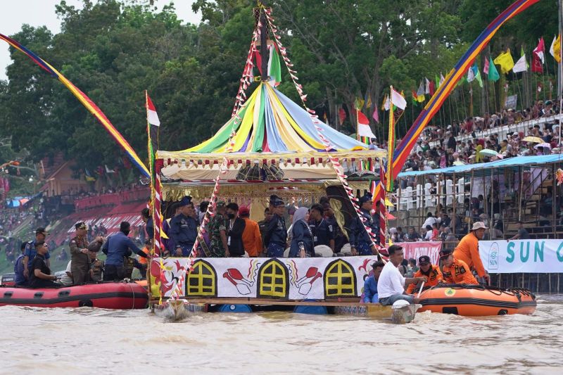 Festival Pacu Jalur Tradisional Riau Masuk Event Nasional 2024
