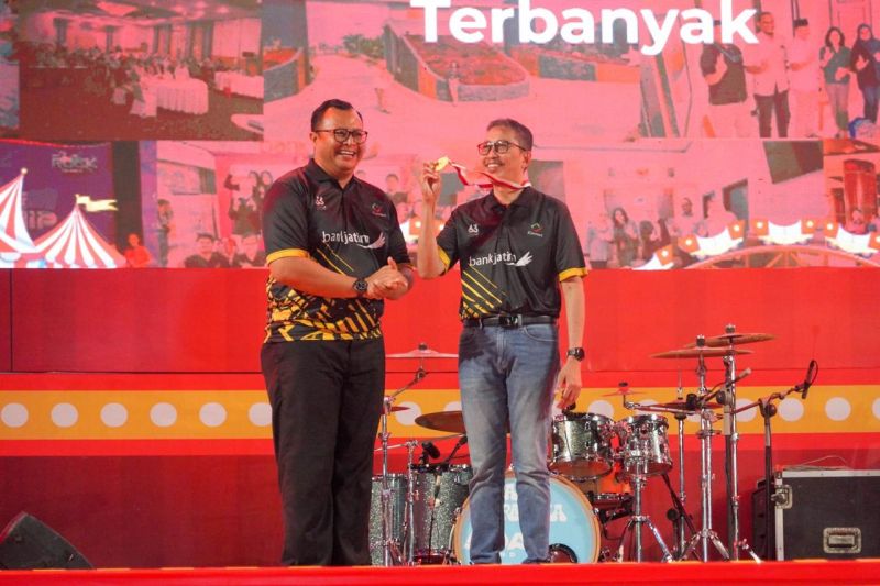 Bank Jatim menyelenggarakan peringatan Hari Ulang Tahun ke-63 di Surabaya, Jawa Timur, Sabtu (24/8/2024). ANTARA/HO-Bank Jatim.