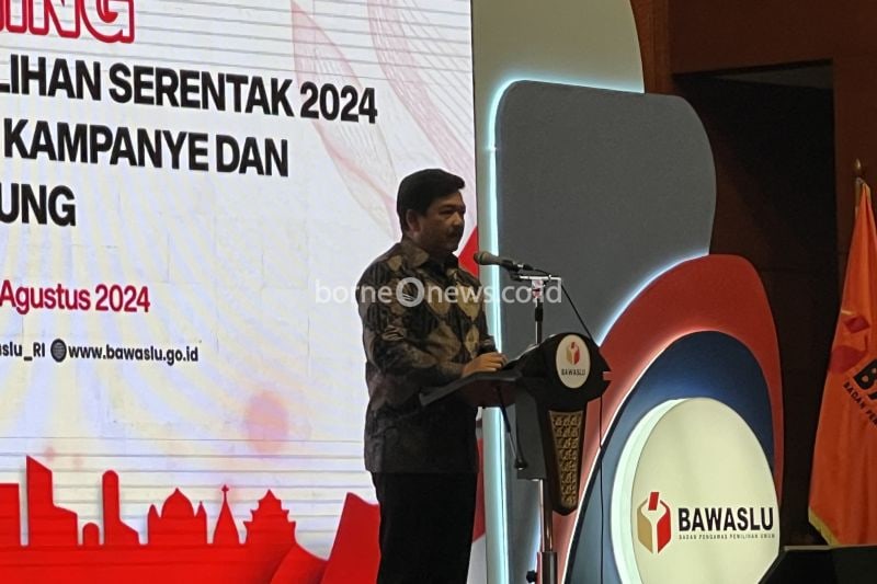 Menteri Koordinator Bidang Politik, Hukum, dan Keamanan Hadi Tjahjanto memberi sambutan dalam acara peluncuran Pemetaan Kerawanan Pemilihan Serentak 2024 di Jakarta, Senin (26/8/2024). ANTARA/Putu Indah Savitri